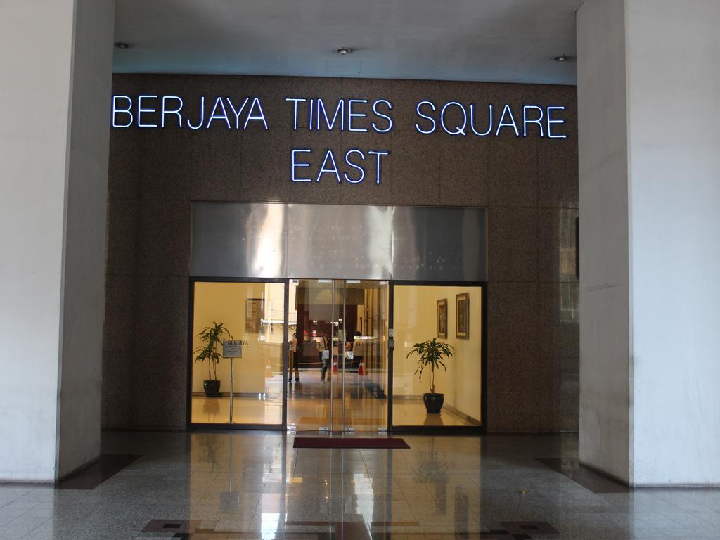 Queens Service Suites At Times Square Kl Kuala Lumpur Exterior foto